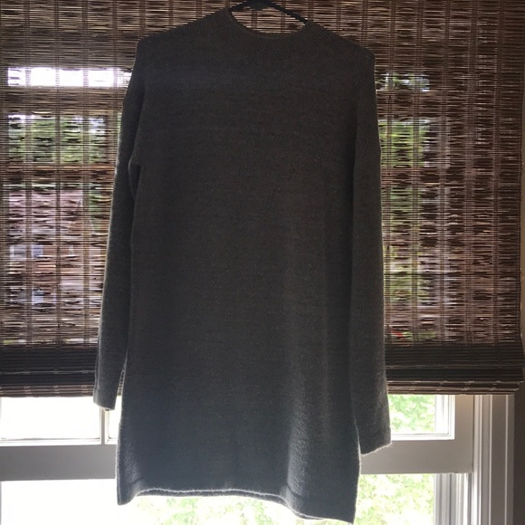 Forever 21 light sweater dress - Picture 2 of 5